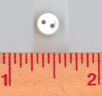 7 mm  - White  - 110001  - Dill Buttons