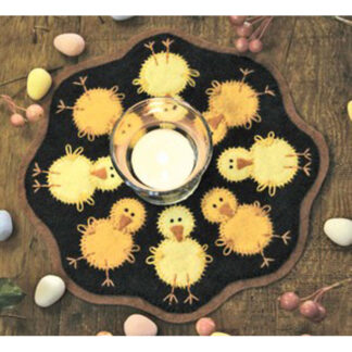Pattern - Bareroots - Little Stitches - 136 - Chicks Candle Mat